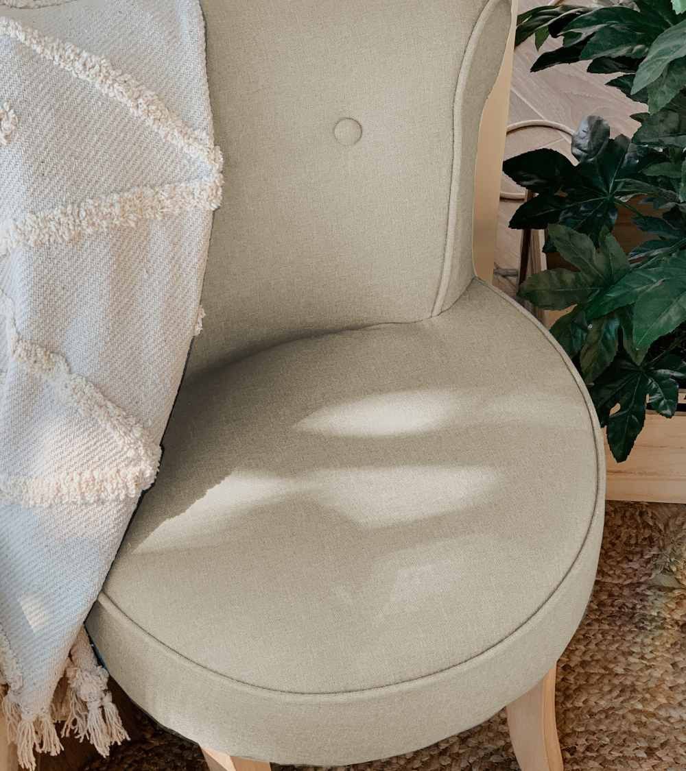 Butaca Nantes, descalzadora, galán de noche